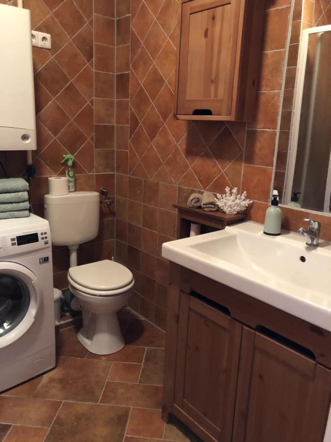 Capri Apartman Eger Eksteriør billede